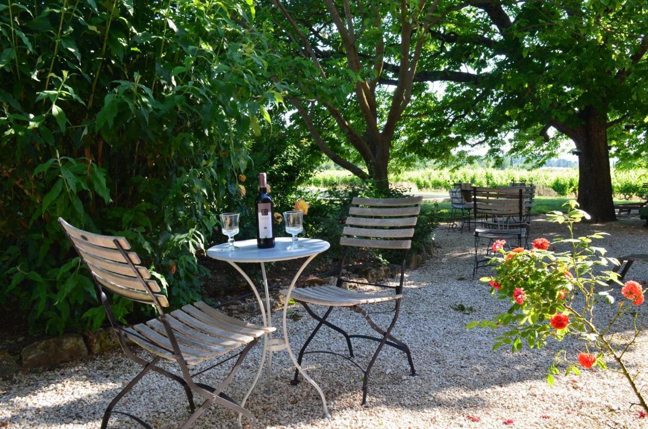 Le Mas Perreal Saint-Saturnin-les-Apt Exterior photo